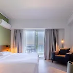 Szálloda Messinian Bay 4*