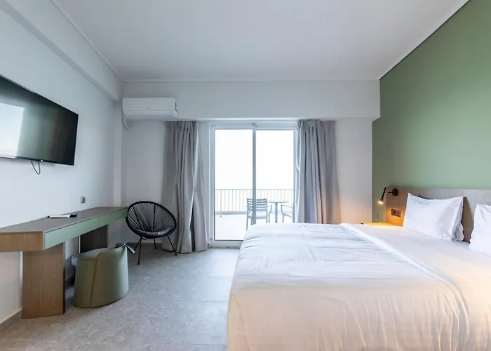 Messinian Bay Hotel 4*